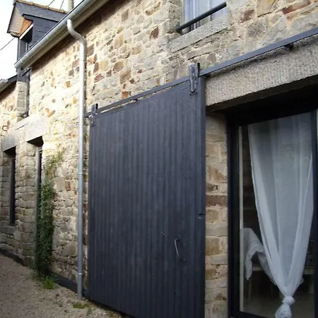 La Grange Holiday home La Bouexiere